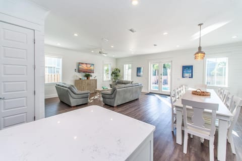 Fins Up House in Destin