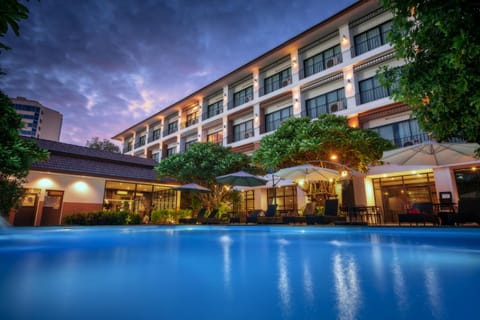 Pool view