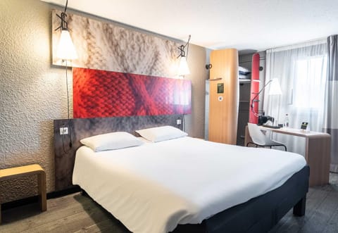 Bed, Coffee/tea facilities, Photo of the whole room, Bedroom, Family, hair dresser