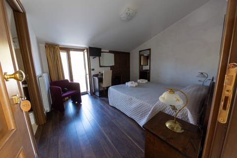 Bed, Photo of the whole room, Bedroom, towels, wardrobe