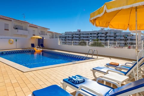 Pool view, Swimming pool, sunbed