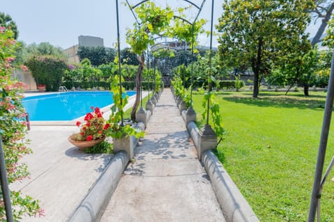 Garden, Garden view, Pool view, Swimming pool