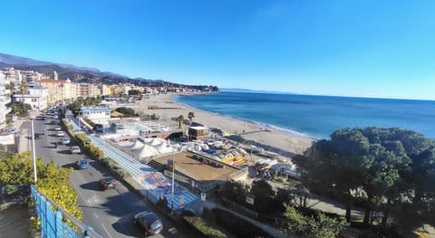 Nearby landmark, Neighbourhood, Natural landscape, Beach, City view, Sea view