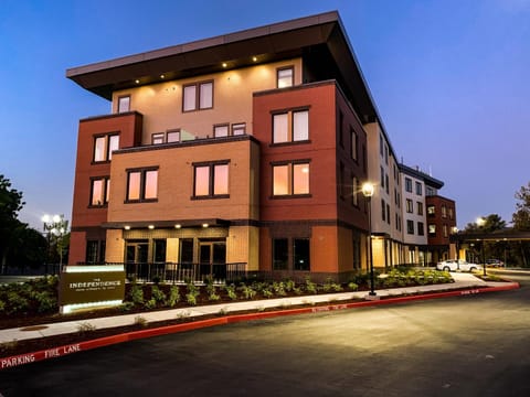 Property building, Street view