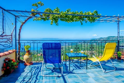Day, Natural landscape, View (from property/room), Balcony/Terrace, Sea view, Sea view, sunbed