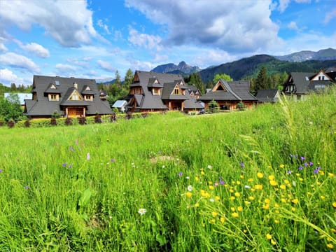 Property building, Natural landscape