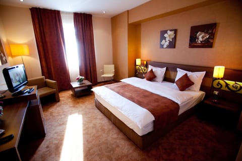 TV and multimedia, Photo of the whole room
