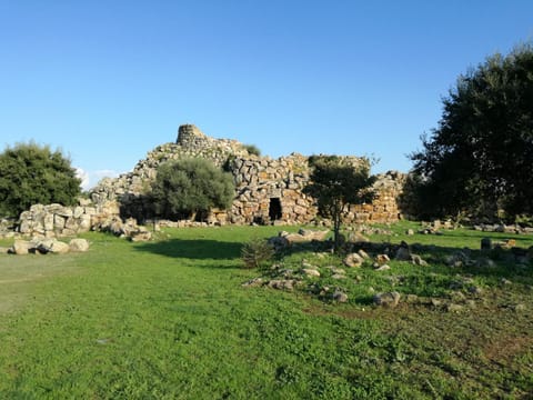 Nearby landmark, Natural landscape, Landmark view
