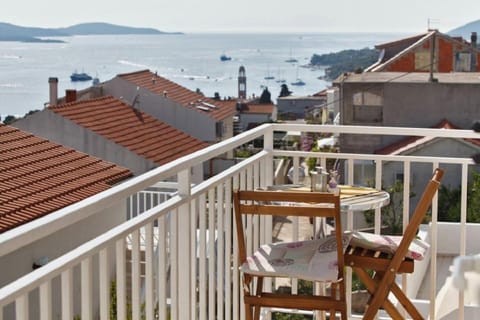 Balcony/Terrace, Seating area, Sea view