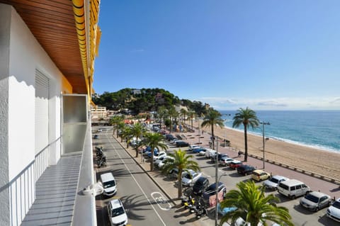 Balcony/Terrace, City view, Sea view, Street view