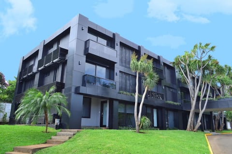 Property building, Facade/entrance