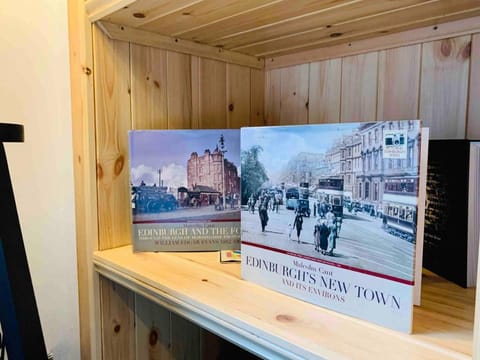 Grassmarket Jewel Apartment in Edinburgh