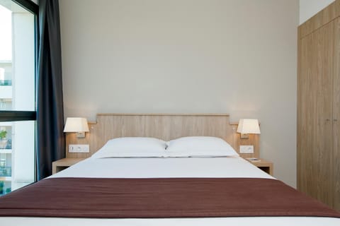 Staff, People, Bedroom