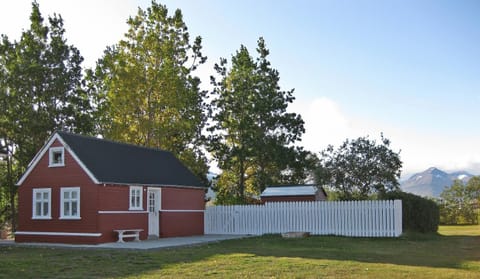 Property building, Day, Garden