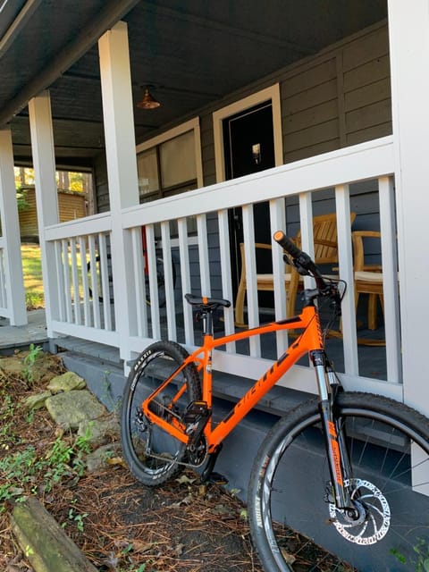 Loblolly Pines Adventure Cabin 4 King Cabin in Eureka Springs