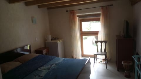 TV and multimedia, Photo of the whole room, Bedroom