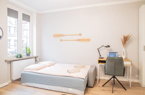 Bed, Decorative detail, Bedroom
