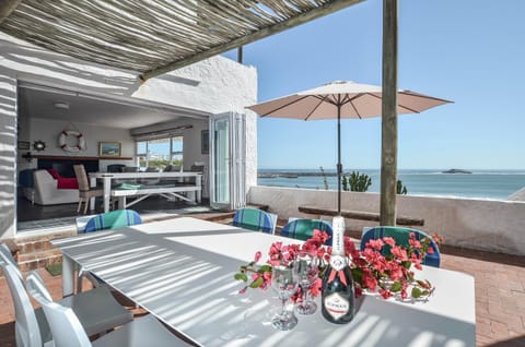 Property building, Seating area, Sea view