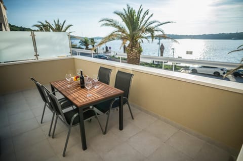 Balcony/Terrace, Dining area, Sea view