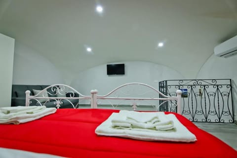 A'CASA E' MAMMA' House in Naples