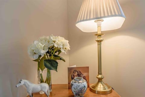 Living room, Decorative detail