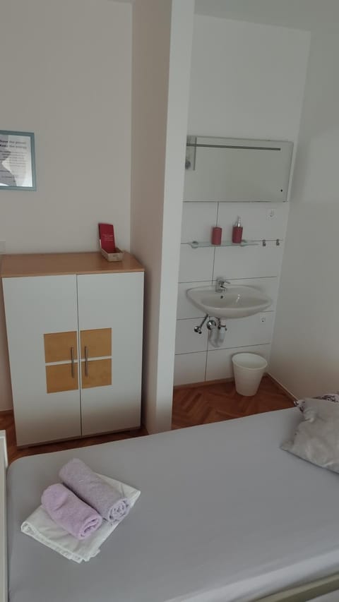 Rooms Hvar Bed and Breakfast in Hvar