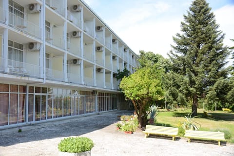 Property building, Garden