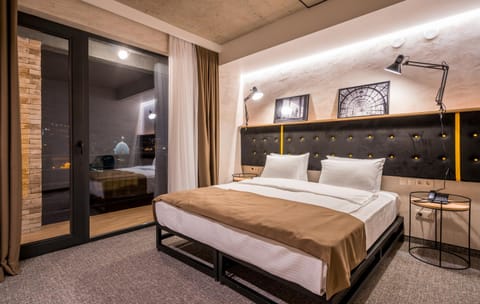 Bed, Bedroom, City view