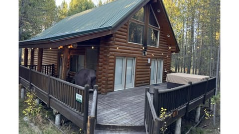 Property building, Day, Natural landscape, BBQ facilities, BBQ facilities, Hot Tub, Hot Tub, Balcony/Terrace