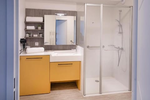 Résidence DOMITYS - L'Athénée Apartment hotel in Normandy