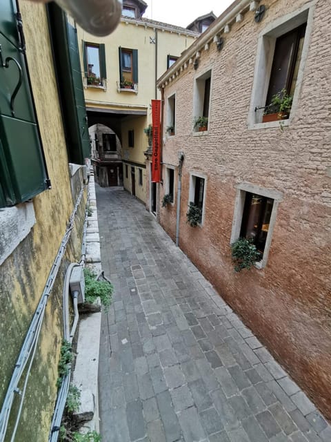 Deluxe 3 Bedroom Flat in Rialto Apartment in San Marco