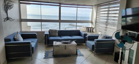 TV and multimedia, Lounge or bar