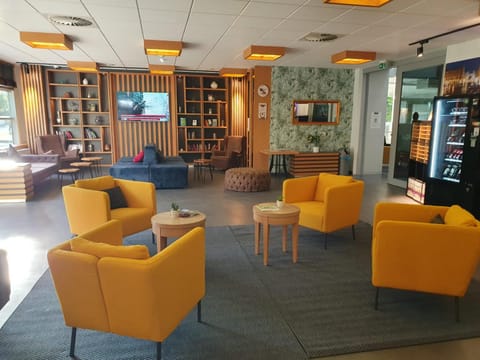 Lounge or bar