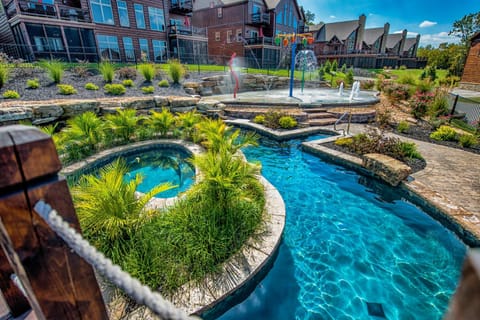 WaterMill Cove Resort Lakefront Lodge By Silver Dollar City POOL LAZY RIVER House in Indian Point