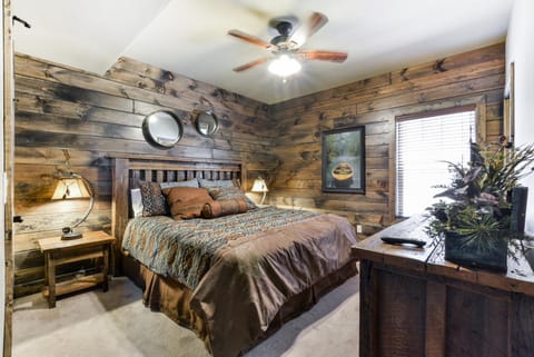 WaterMill Cove Resort Lakefront Lodge By Silver Dollar City 2 POOLS Dock House in Indian Point