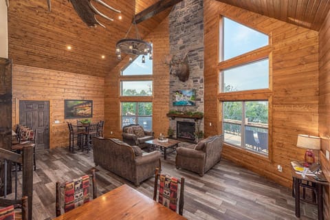 WaterMill Cove Resort Lakefront Lodge 8Bed 8BA FREE Amenities 2 miles to SDC House in Indian Point