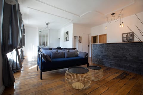 Communal lounge/ TV room, Living room