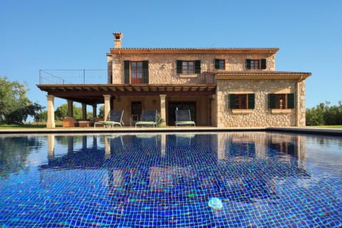 Property building, Facade/entrance, Off site, Pool view, Swimming pool
