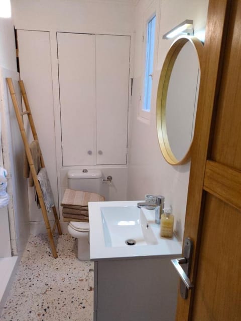 Beau 3 pieces proche centre Apartment in Menton