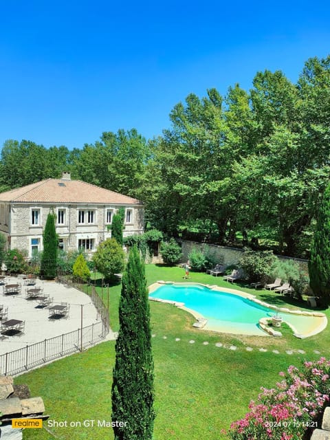 Property building, Pool view
