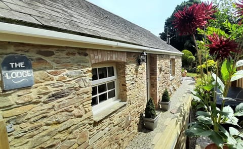 Stunning cosy barn in peaceful rural Cornwall House in England