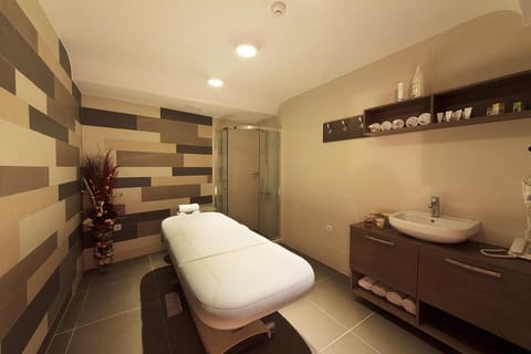 Spa and wellness centre/facilities