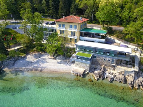 Property building, Beach