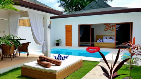 Patio, Garden, Living room, Bedroom, Swimming pool, Swimming pool