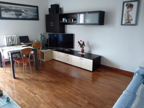 Camera CAVAL Vacation rental in Bologna