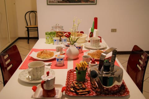 Coffee/tea facilities, Buffet breakfast