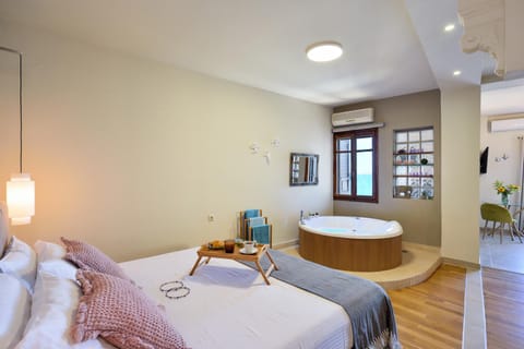 Thalassa mou Seafront suite Apartment in Chania