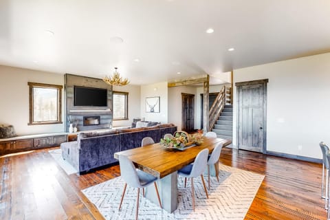 Peaceful Bay Getaway House in Lakeside