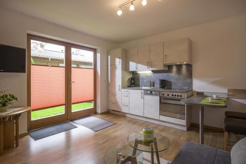 Kitchen or kitchenette, Dining area, dishwasher, oven, stove