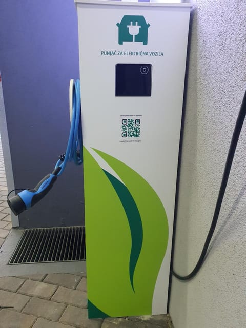 Property building, Parking